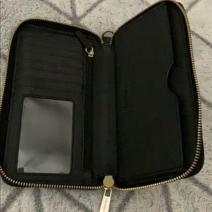 Michael Kors Bags - Michael Kors Wallet Michael Kors Bags - Michael Kors Wallet